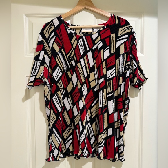 Alfred Dunner Woman - Blouse - Size 2X - black/red/tan/white pattern - Picture 1 of 6